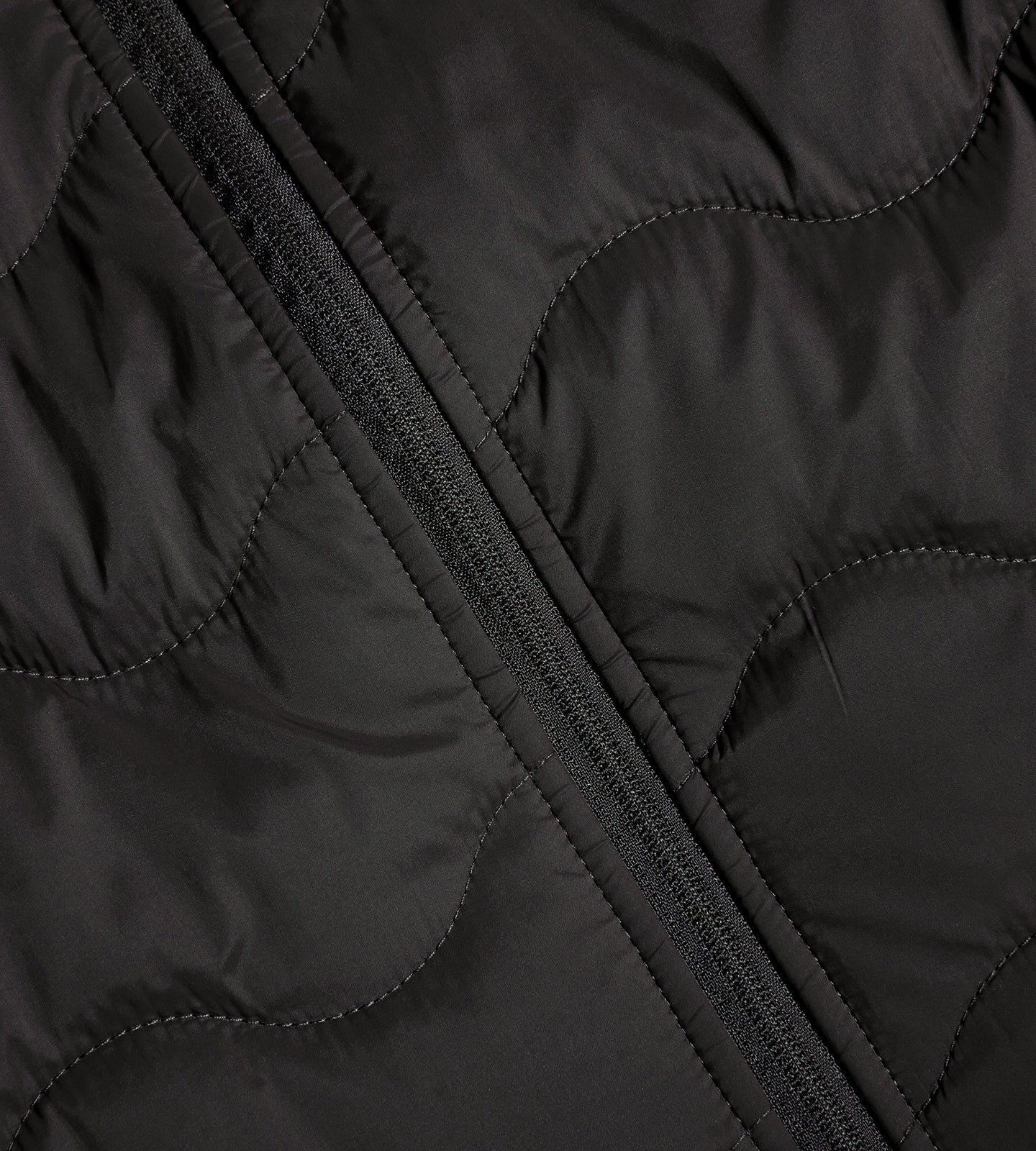 TECH GILET - BLACK - Image 7